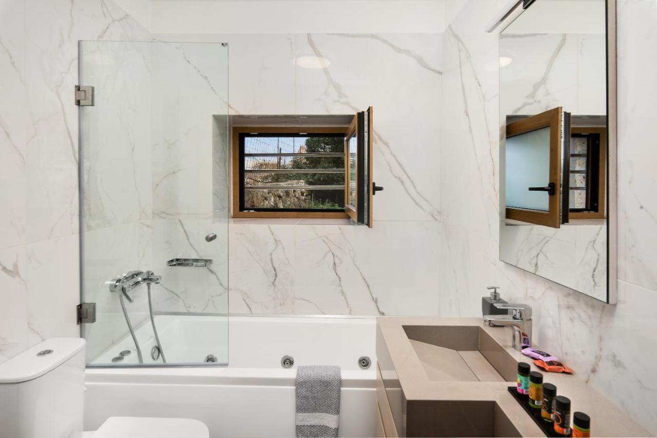 Amare Chania Luxury Residence Stérnai Exterior foto